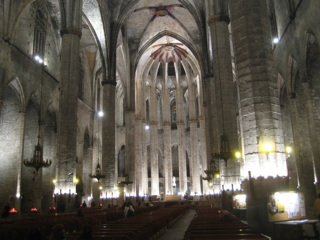 Catedral del Mar_interior by MCABELLO