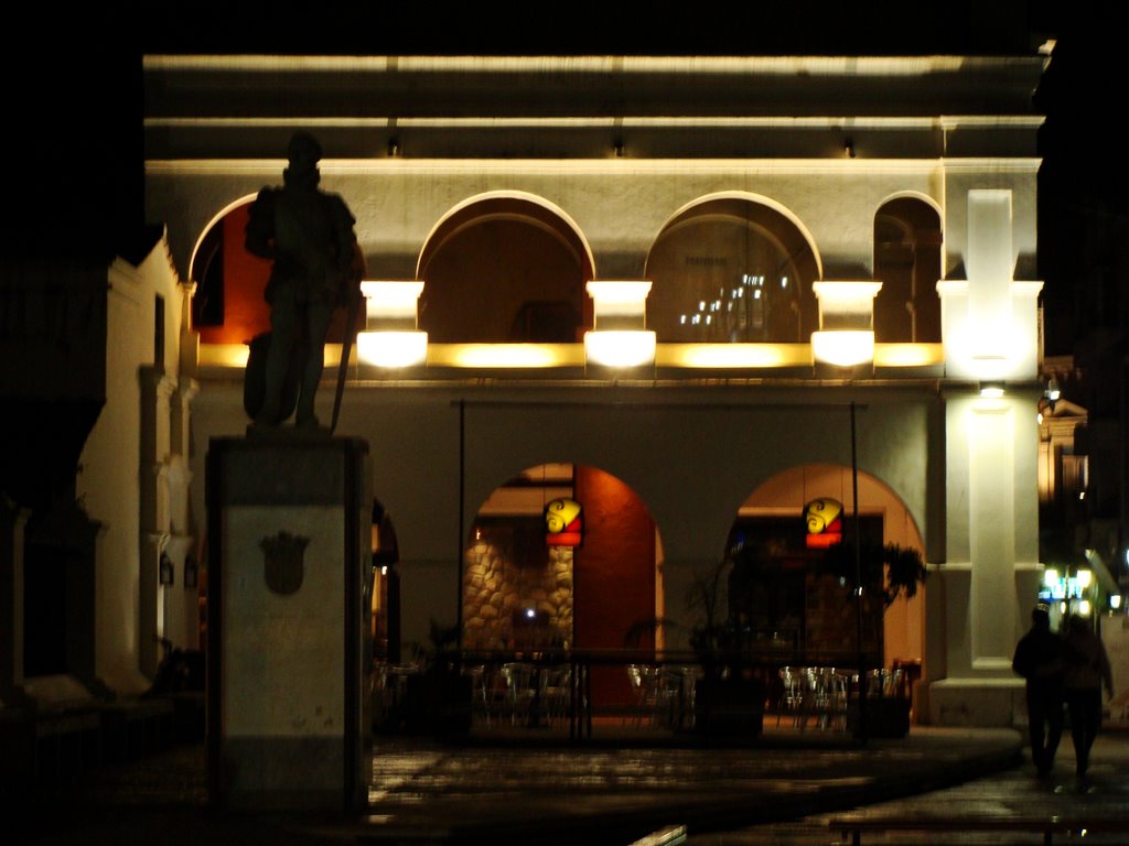 Monumento al Virrey Toledo by dagonius