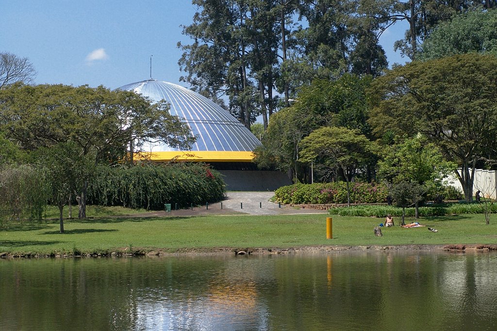 Planetário do Parque do Ibirapuera, São Paulo, SP, Brasil by André Borges Lopes