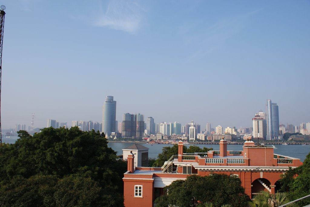 Home roof view from Gulang Island to Xiamen by tommywxx