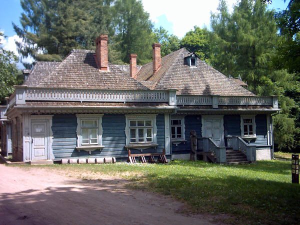 Białowieża -dom myśliwski by stormbringer1976