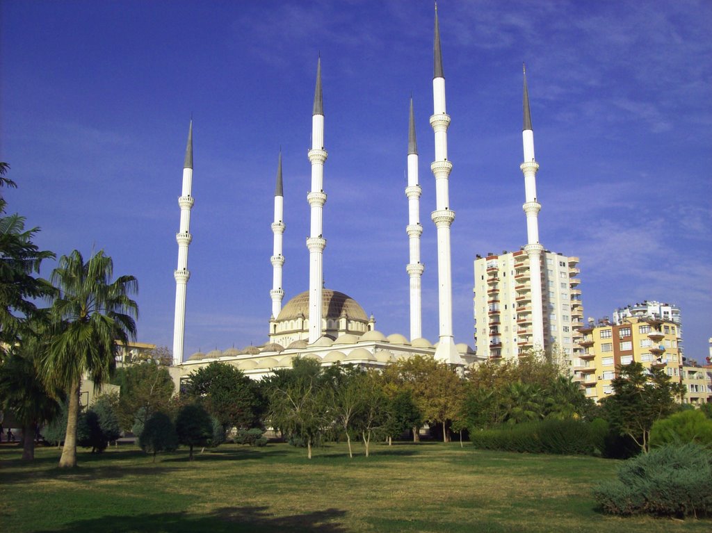 AE mersin Muğdat camii by ahmet.ersungur