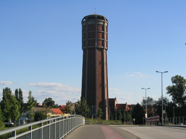 Genthiner Wasserturm by Schorsch08