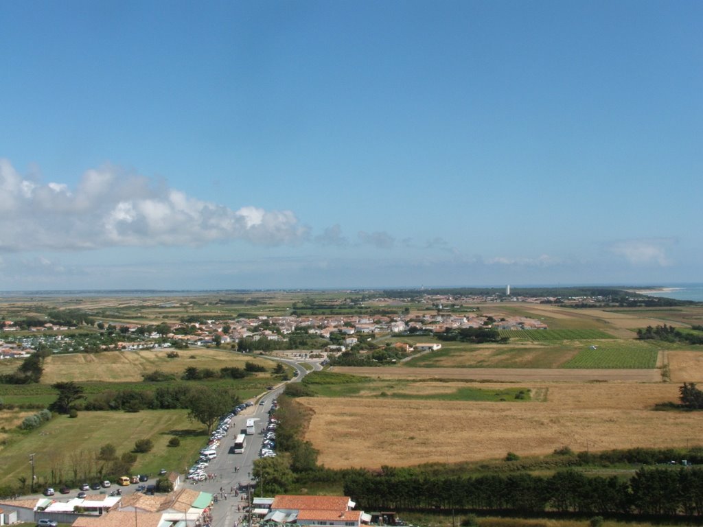 Vue du phare des baleines by titineveu