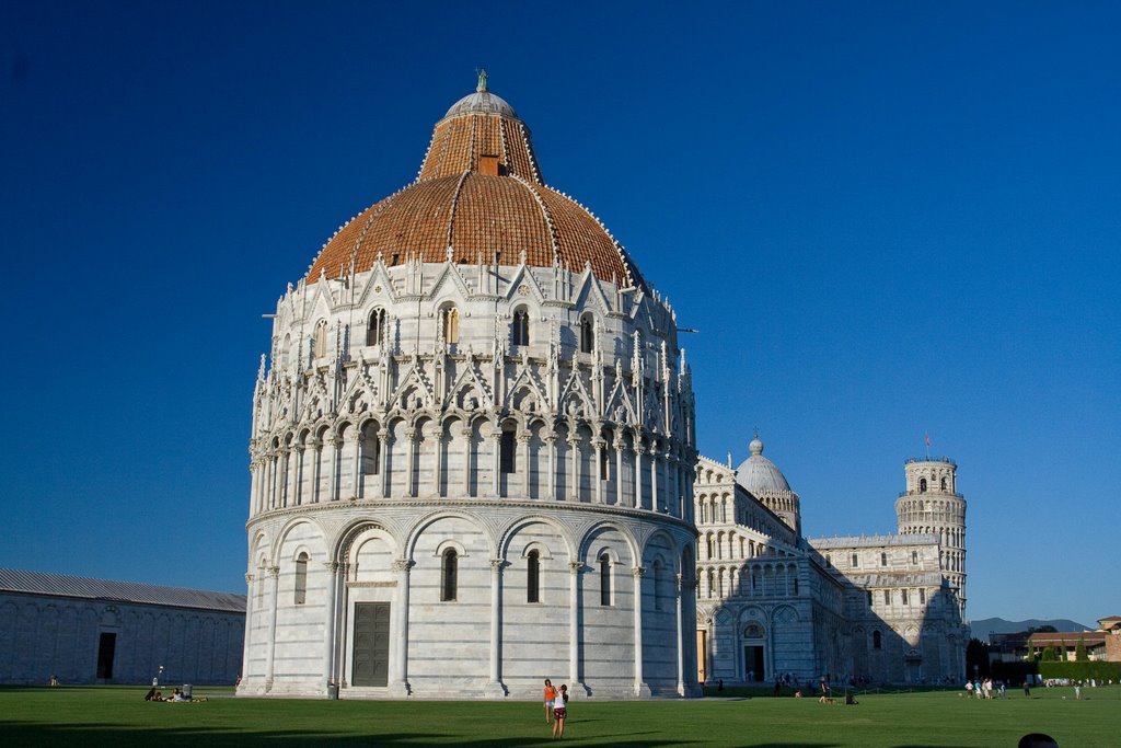 Pisa - Campo dei Miracoli - Tuscany, Italy by Mariusz Konopnicki