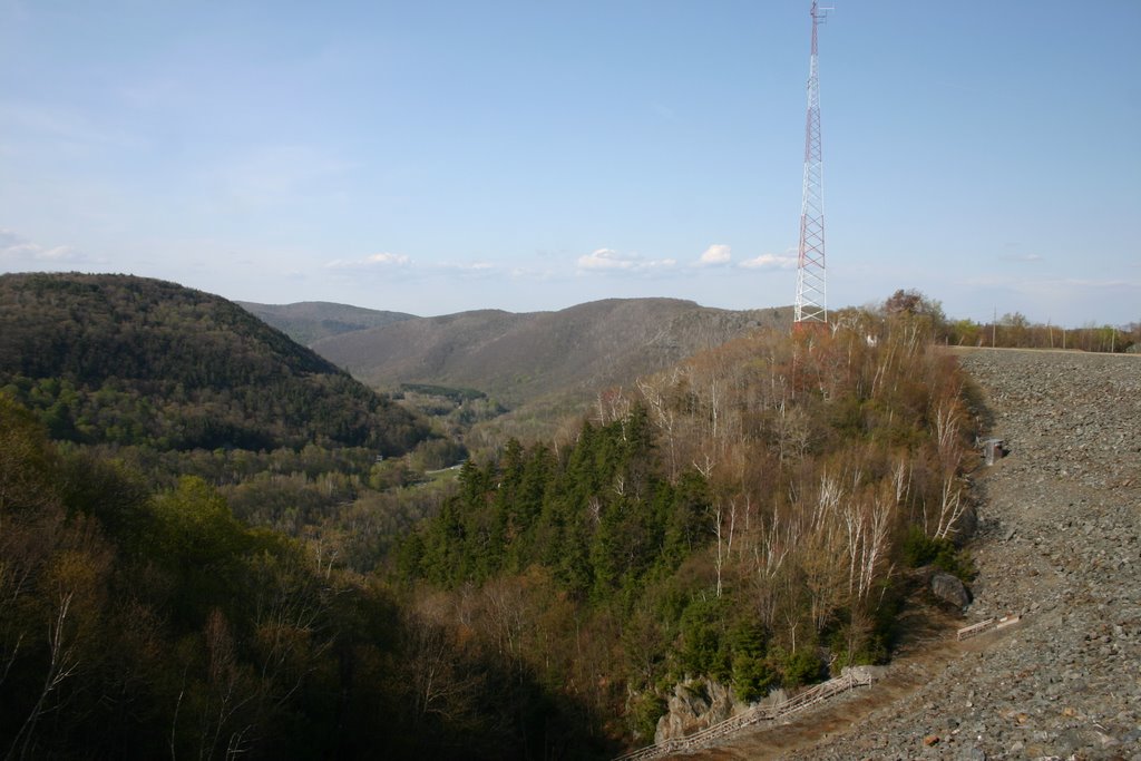 View from the Upper Reservoir dam down into Hoosac Valley by theutiman