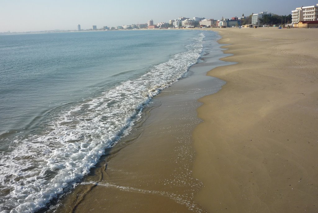 Sunny Beach in late October by Colin W