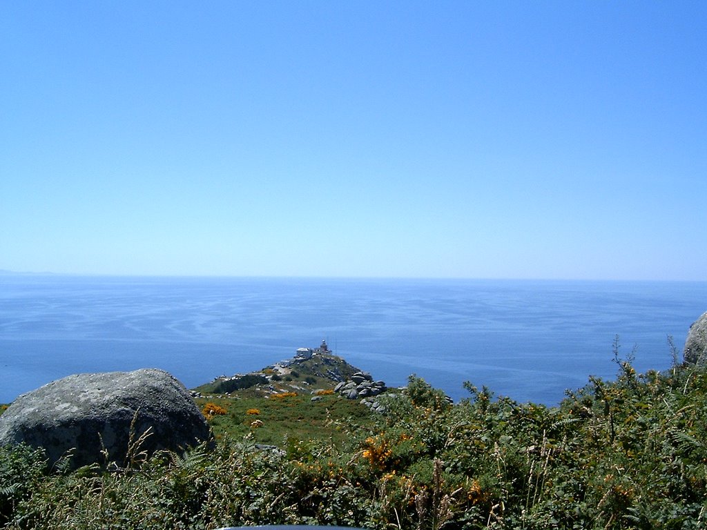 Finisterre Faro by Ricardo vázquez