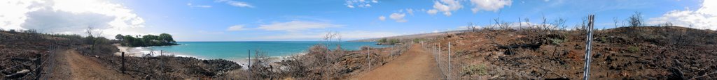 New Mau'umae Beach Access, post-2007 fires by © John Vann