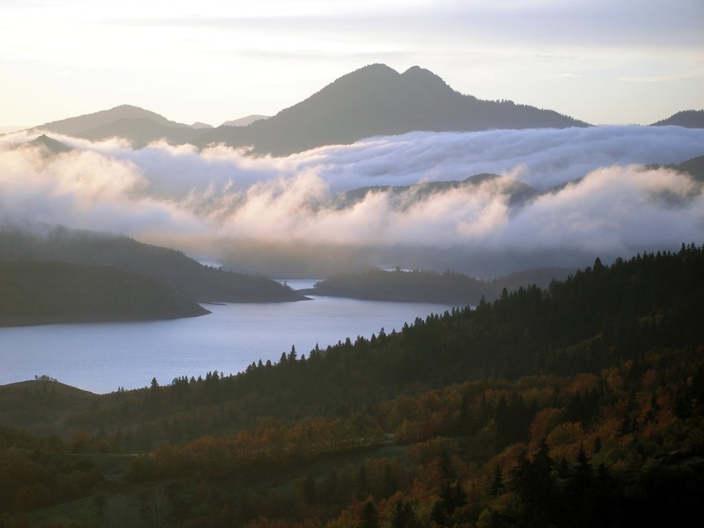 ΠΡΩΙΝΗ ΟΜΙΧΛΗ ΣΤΗ ΛΙΜΝΗ ΠΛΑΣΤΗΡΑ (LAKE PLASTIRA - FOGGY MORNING) by A.Dimoulas