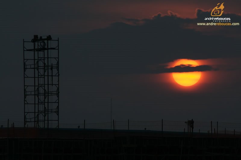 Construção no Jd. Goiás GYN by André Rebouças by reboucasfoto