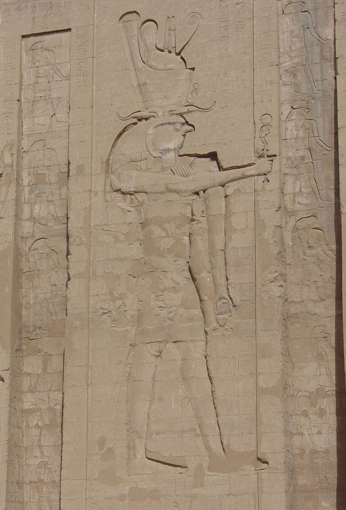 Edfu - Il tempio di Horus by Angelo Tanzi