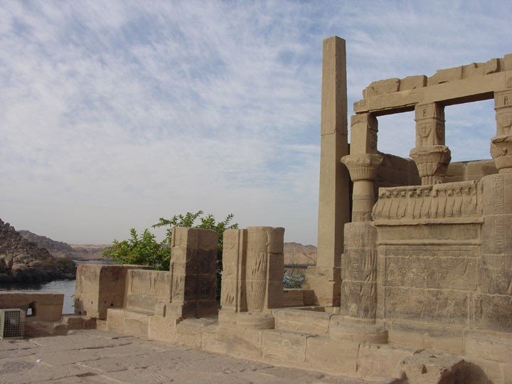 Aswan - Tempio di Filae by Angelo Tanzi