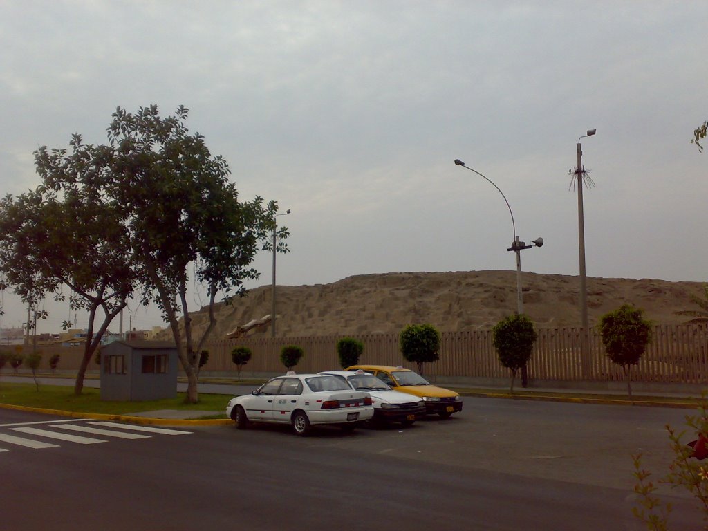 Huaca Mateo Salado by chrixtopher