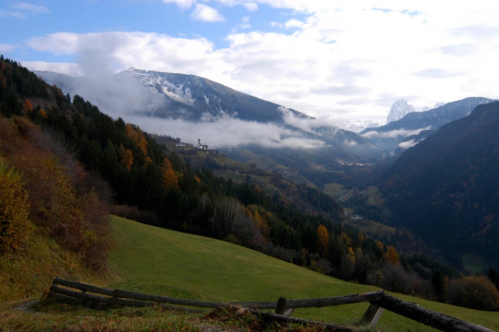 Laion (Val Gardena) by Roberto Ribotta