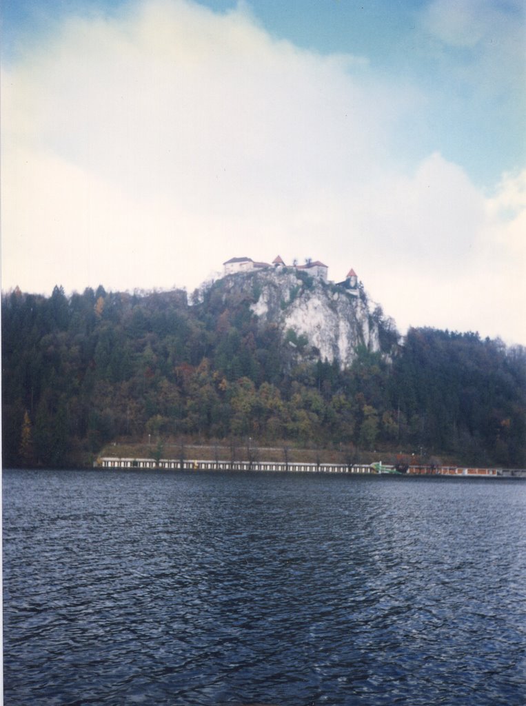 Bled - 1997Nov by Luís Boléo