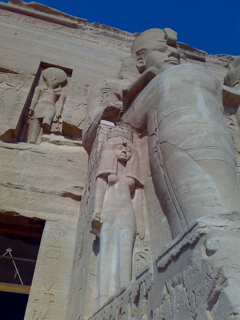 Eingang des Tempels von Abu-Simbel by mngb