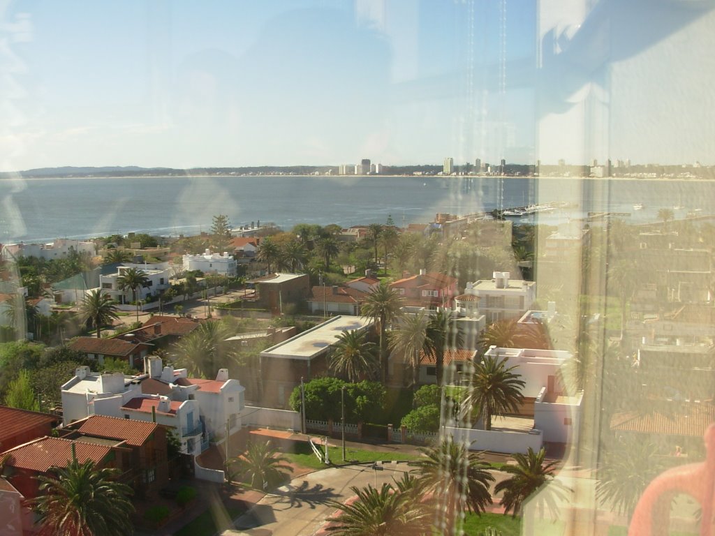 Desde el faro de Punta del este by aco_gonzalez