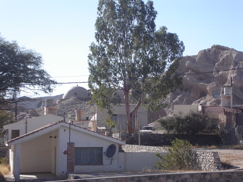 Santa Carlos, Salta, Argentina by Juan Terrenal