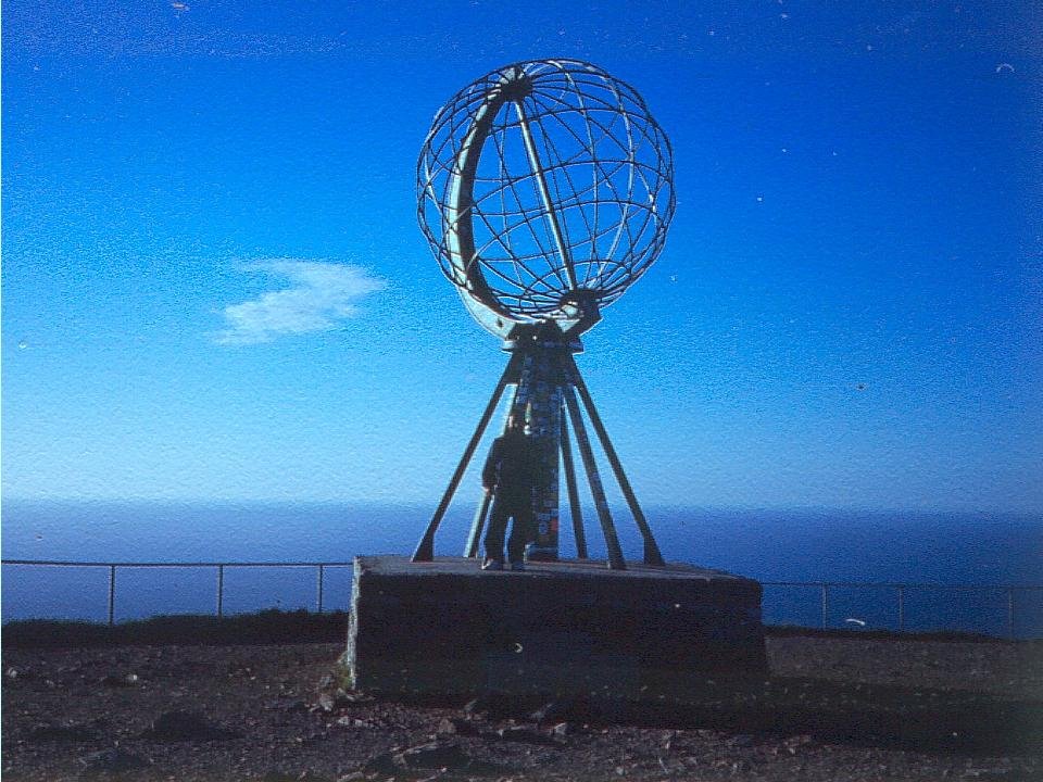 250 INCREIBLE PERÒ SOL - 1988 EL MASNOU(BARCELONA) A NORDKAPP AMB VESPINO (CICLOMOTOR-MOPED-MOFA) by MIQUEL ÀNGEL SÁNCHEZ SOTERAS