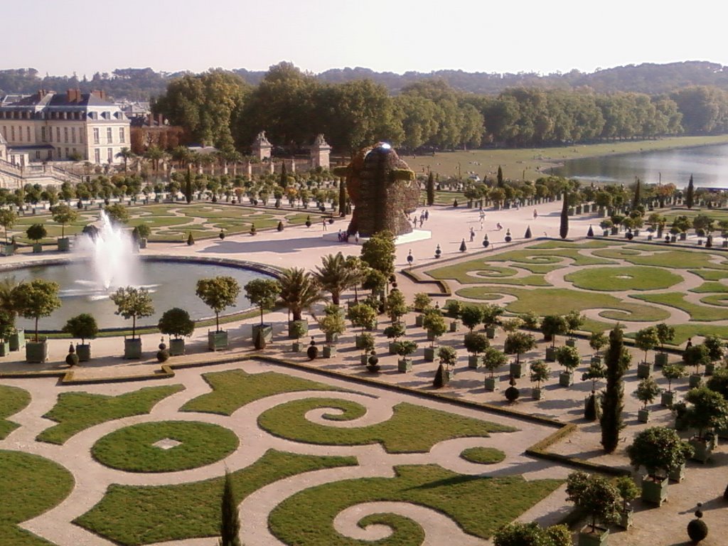 Scorcio dei giardini della reggia by sbambucia