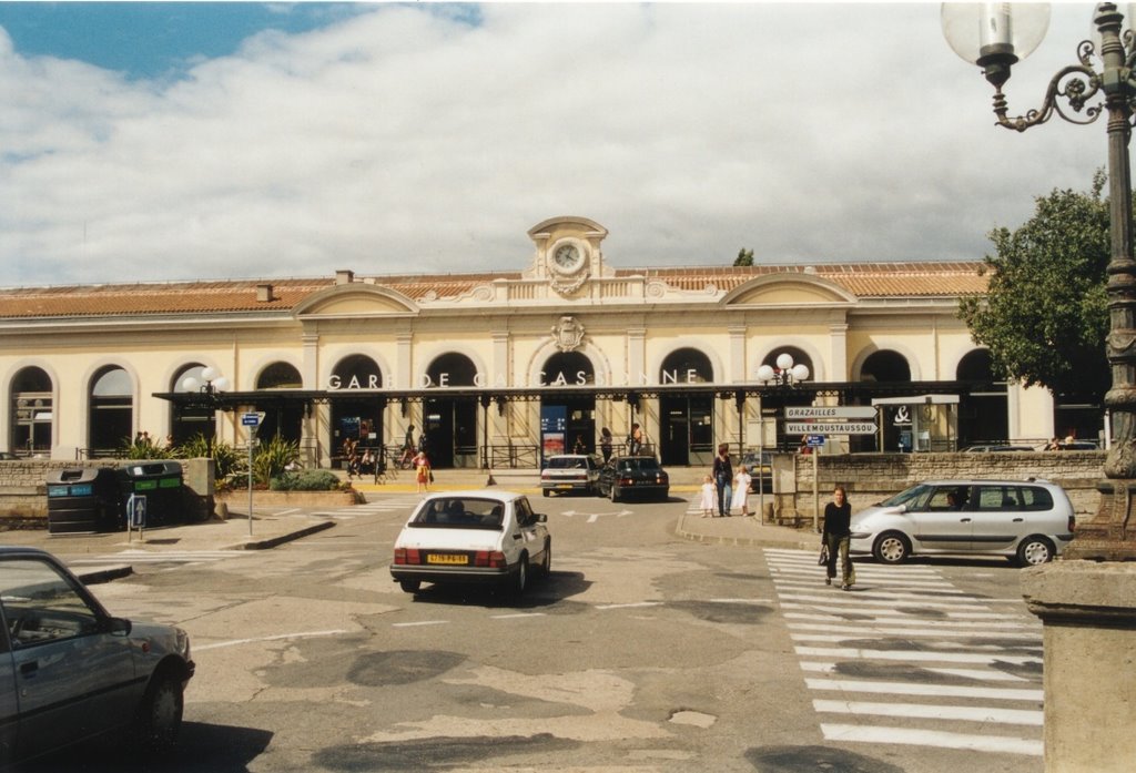 CARCASSONNE hauptbahnhof by walterskrutser