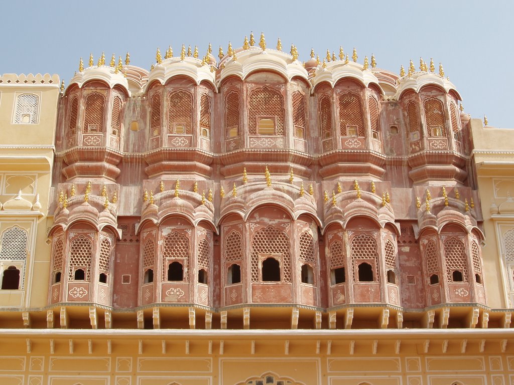 Hawa Mahal, Jaipur, Rajasthan 10/08 by BMInc