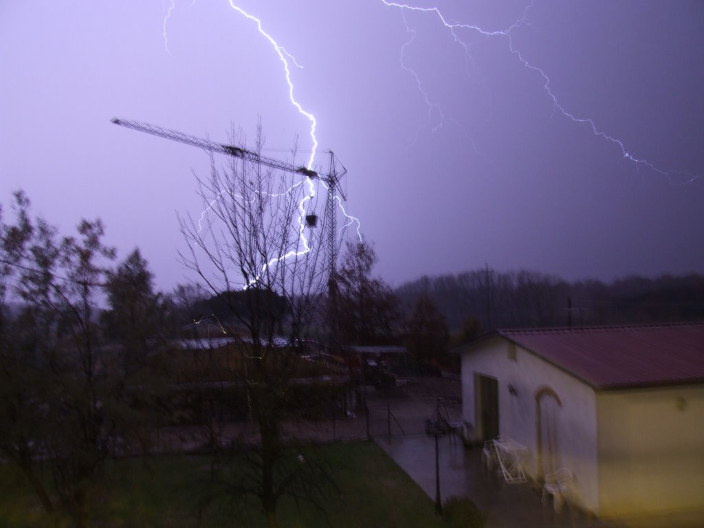 Temporale sul padule di Fucecchio by merigo63