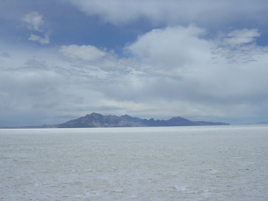 Great Salt Lake, Utah by Arnt Tore