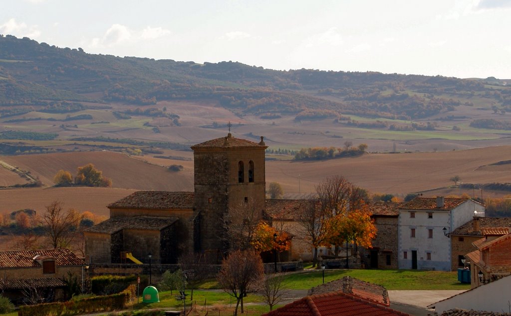 Iglesia en otoño by Maite Z.