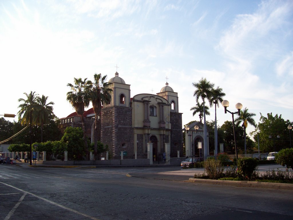 Templo de La Merced by fdgutierrezl