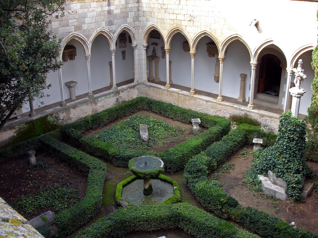 Claustre - Convent - Castell Peralada - http://cpqs3.blogspot.com/ by CPQS