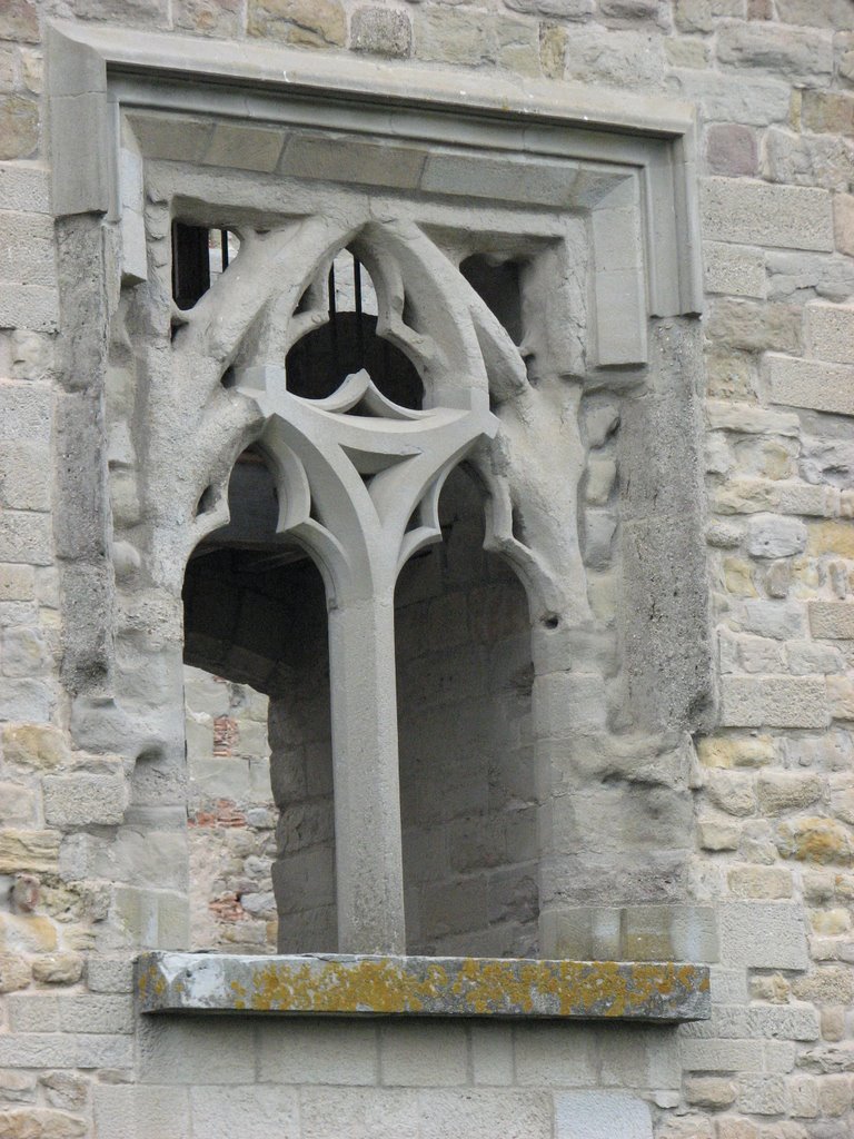 Château de Carcassonne - Fenêtre by DESRENTES ERIC