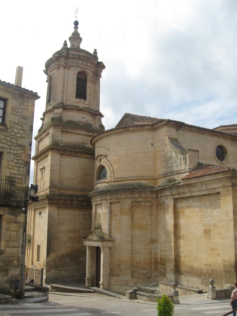 Torre de la iglesia del monasterio. Santo Domingo de Silos by Joaquín Vilas