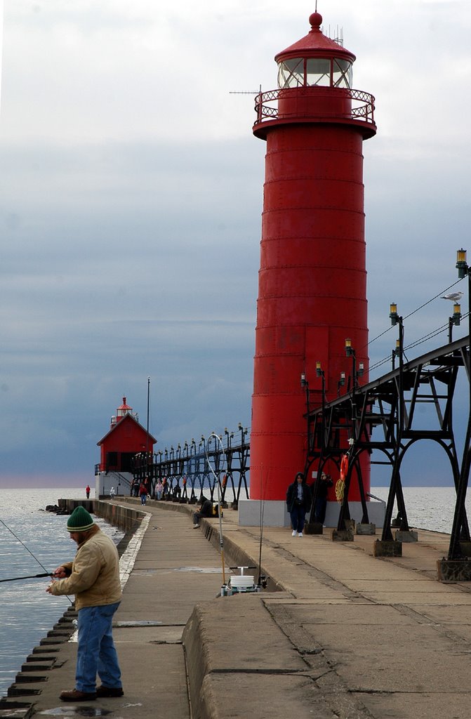 Grand Haven: Classic Red Lighthouse by caribb