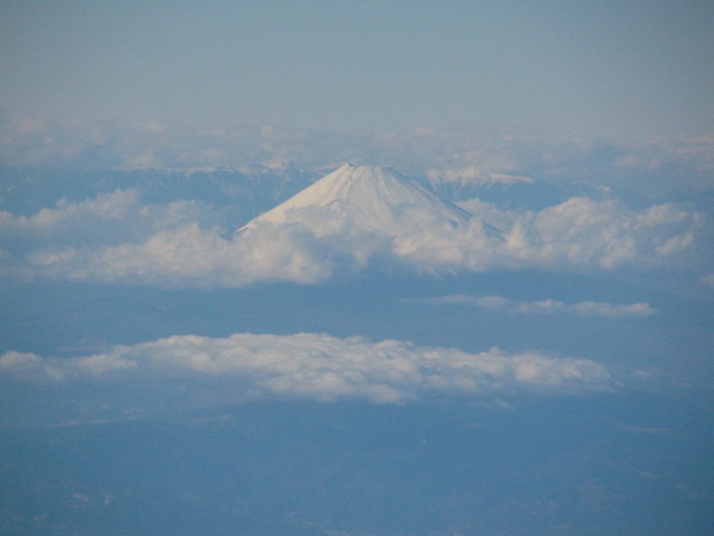 Mt. Fuji and mountains by Ben Enatsu