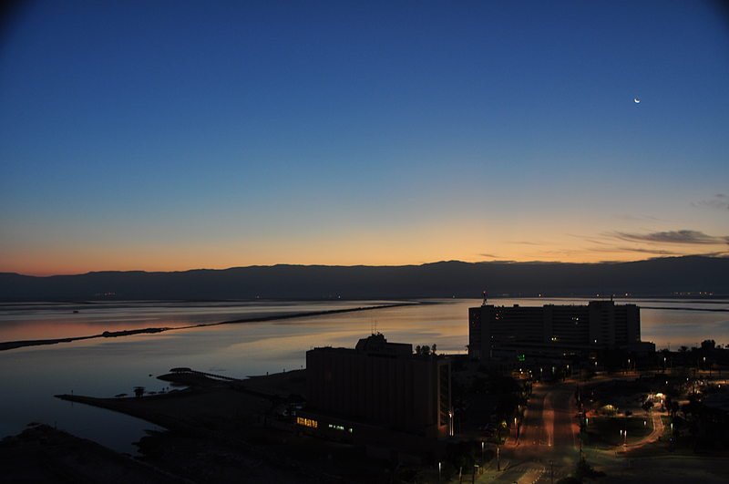 Sunrise and moon by Frank Starmer