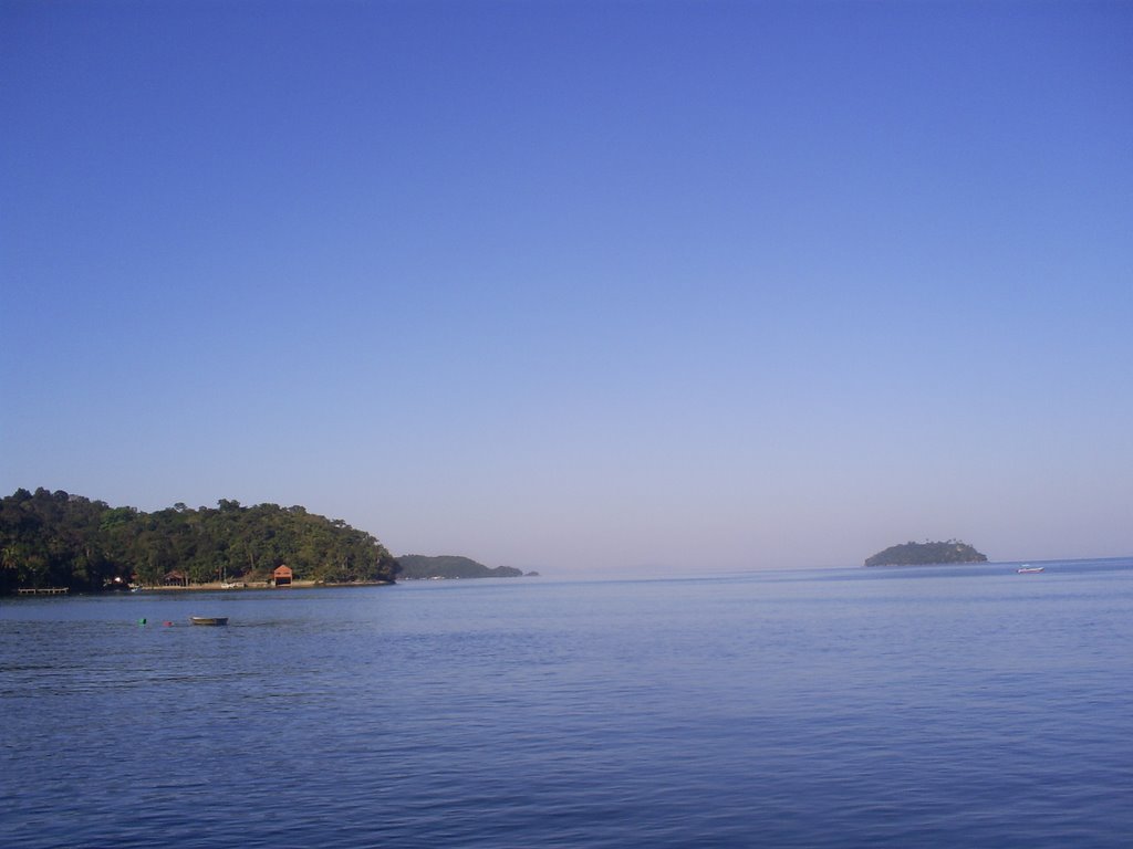 ILHA DE AGUAS LINDAS, ITACURUÇA, MANGARATIBA, RJ, BRAZIL by PUGA2008