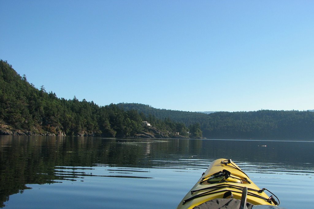 Nearing Skinner Point on north shore of Cowichan Bay by frtzw906