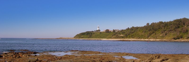 Towards Norah Head lighthouse by Rob262