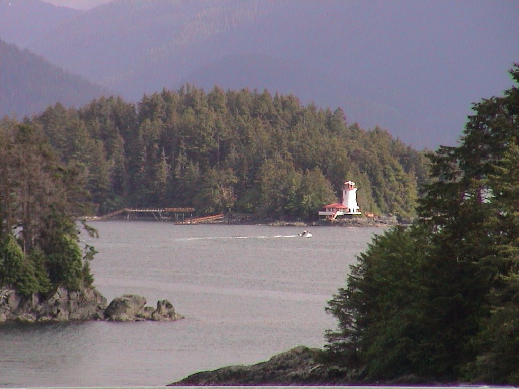 The Rockwell Lighthouse on Rockwell Island by MarkTedin