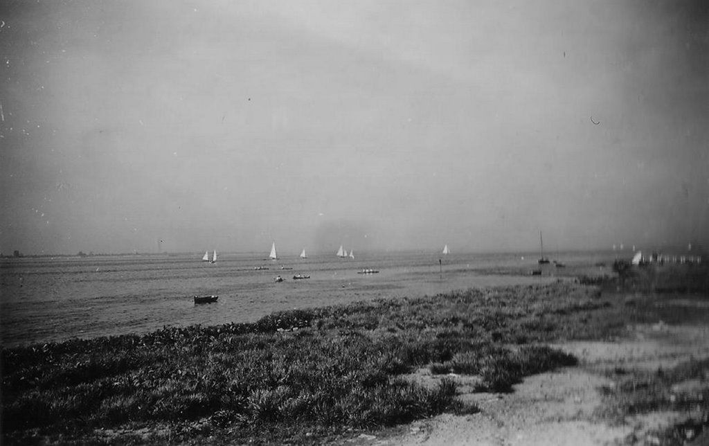 Hamburg Blankenese Mai 1940 by Rita Witt