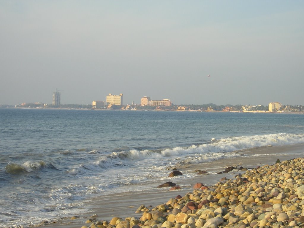 Playa de Vallarta by Alejandro Guzmán Rob…