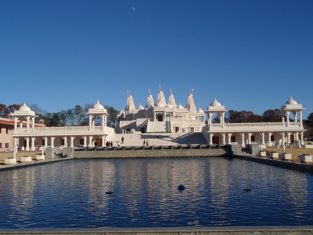 BAPS Shri Swaminarayan Mandir by xmplary