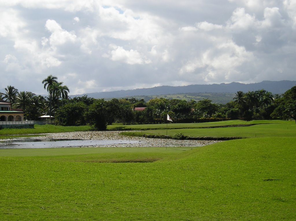 Playa Dorada Golf Club 18th Hole - H&M by Harry and Marilyn