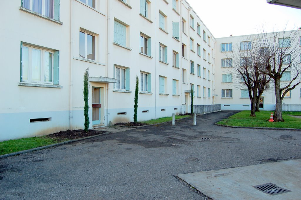 Bt. 2 côté est vue façade nord by Marc BOVET-MORINON