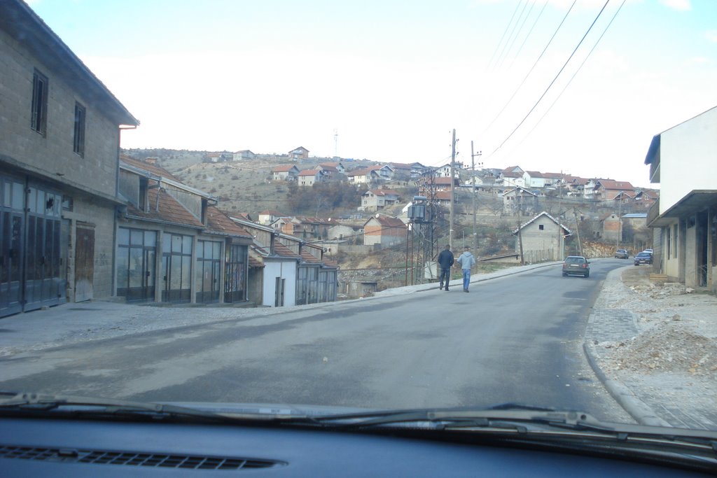 Ne dalje te Zhurit.afer rruges Vermice Prizren by phoxhapz