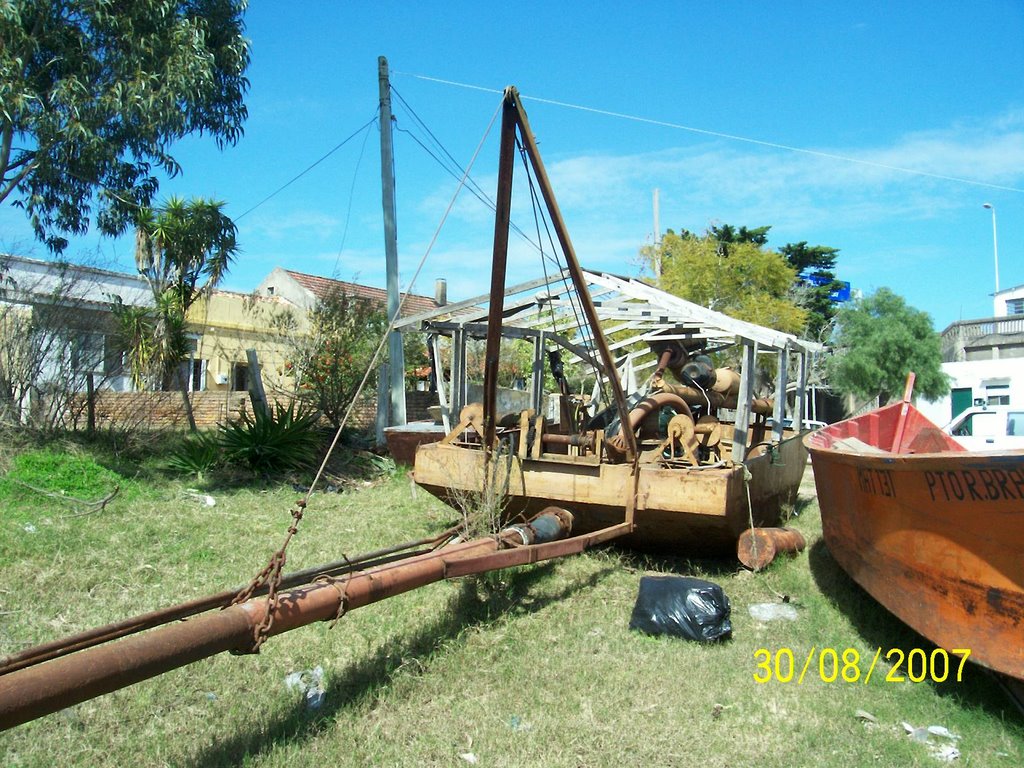 Refulador III draga R Branco,Uruguay by Williams NUÑEZ