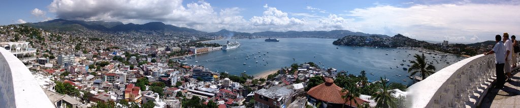 Accapulco Harbor Panorama by Hansruedi Häusermann