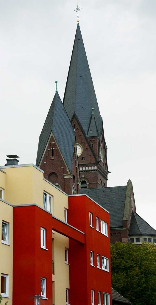 Neheim-Arnsberg; contrast Pfarrkirche by Jan Hendriks